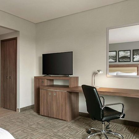 Hampton Inn By Hilton Monterrey Apodaca Eksteriør billede