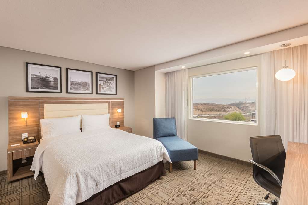Hampton Inn By Hilton Monterrey Apodaca Værelse billede