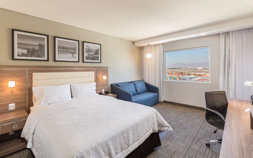 Hampton Inn By Hilton Monterrey Apodaca Værelse billede